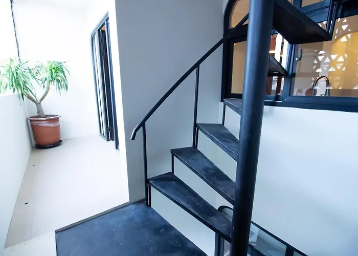 Attic Loft - Divine Mediterranean-style Loft *